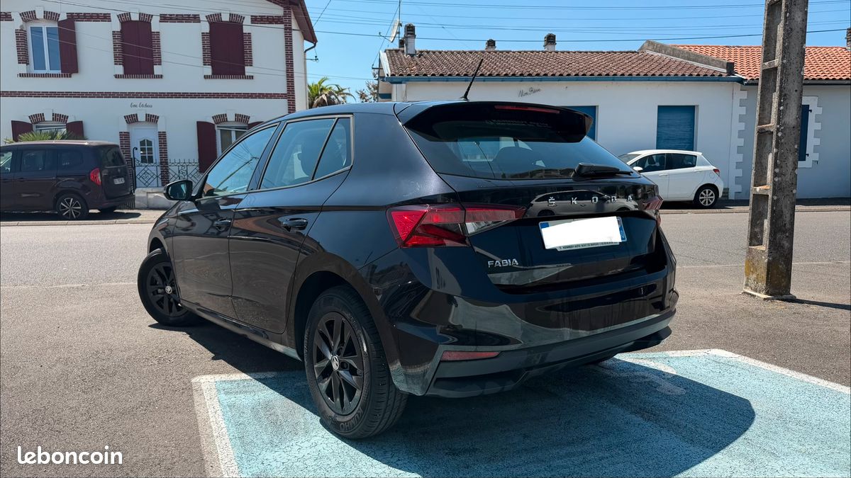 Skoda Fabia 1.0 TSI 95ch Ambition (image 3)