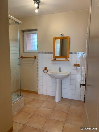 T2 RDC centre village 53 M2 1 chambre