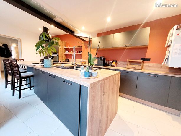 Maison 7 pièces 147 m²