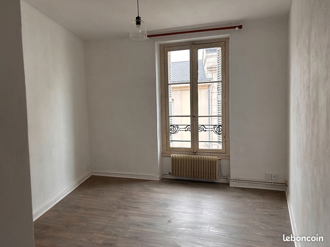 Appartement 1 pièce 19 m² · à Poitiers · 19 m² · 450 €/mois