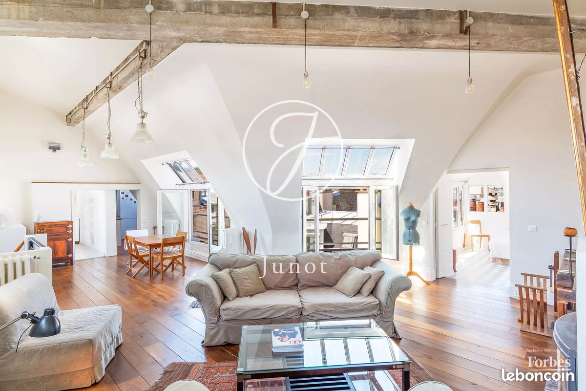 Appartement 2 pièces 70 m² · à Paris · 70 m² · 1 080 000 €