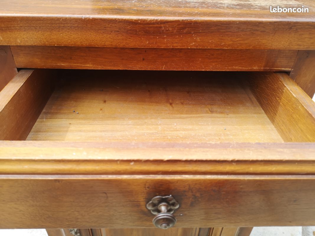 Table de chevet / Petit meuble d'entrée (image 3)