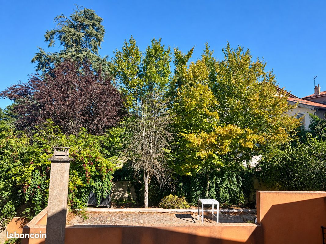 Appartement 3 pièces 55 m² · à Chaponost · 55 m² · 170 000 €