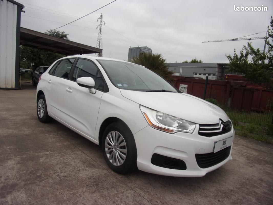 Citroën C4 VTi 95 Attraction (image 3)