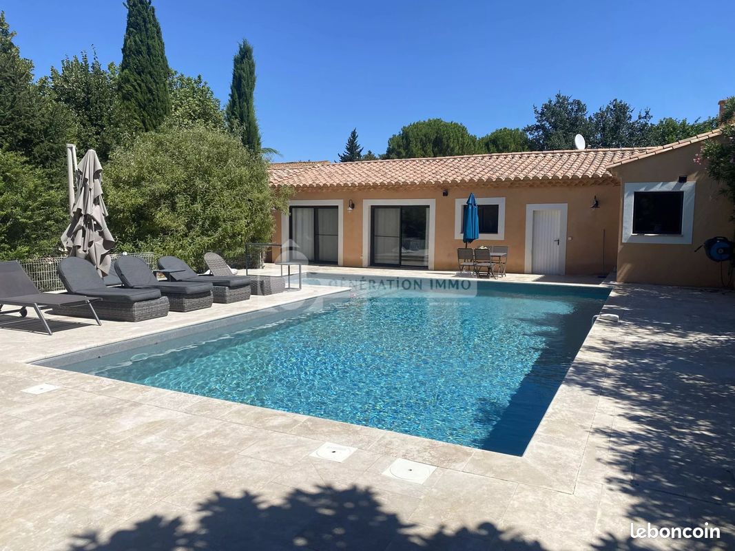 Maison 10 pièces 257 m² · à Arles · 257 m² · 892 000 €