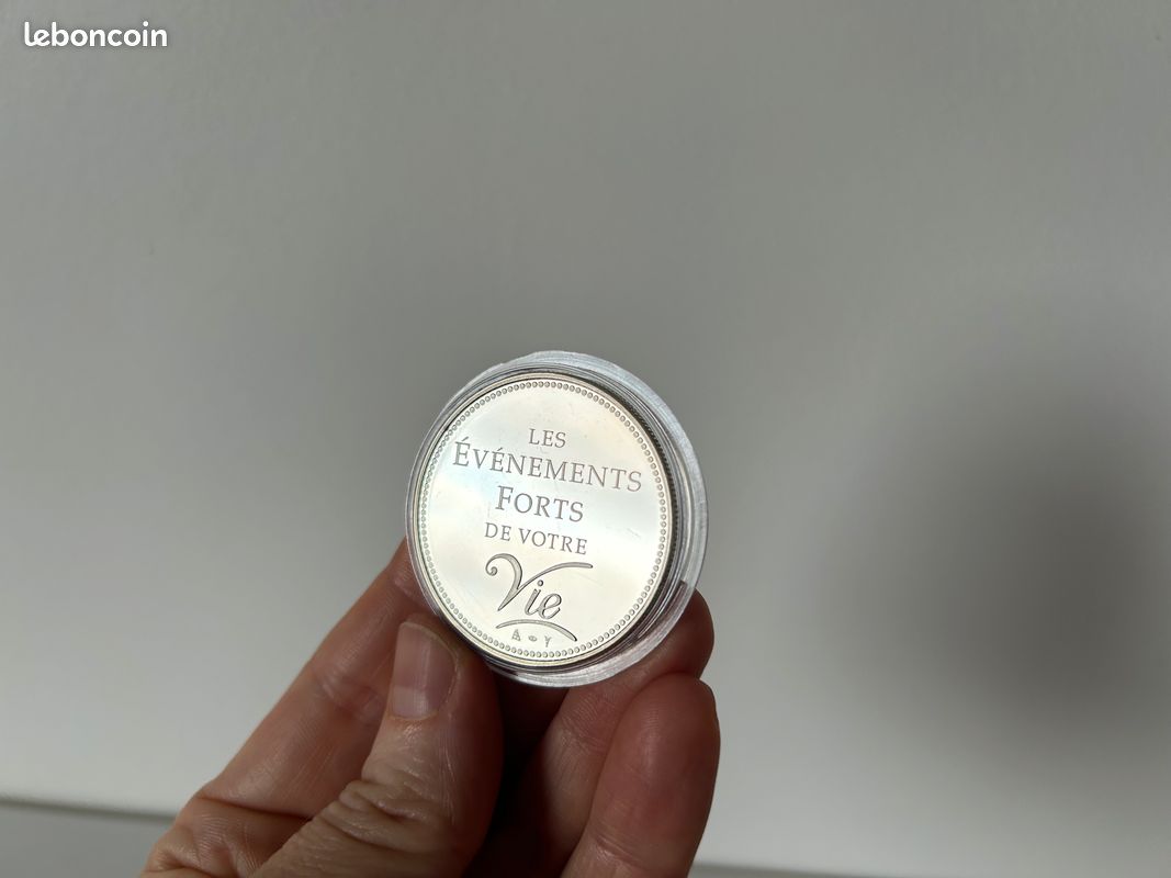 MEDAILLE 40mm 11 SEPTEMBRE 2001 WORLD TRADE