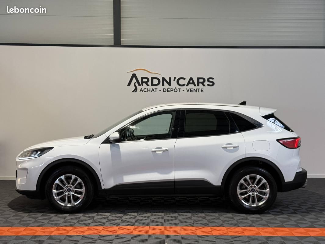 Ford Kuga 1.5 TDCi 120ch Titanium 4x2 - Carplay Xenon led Radars Av/Ar (image 3)