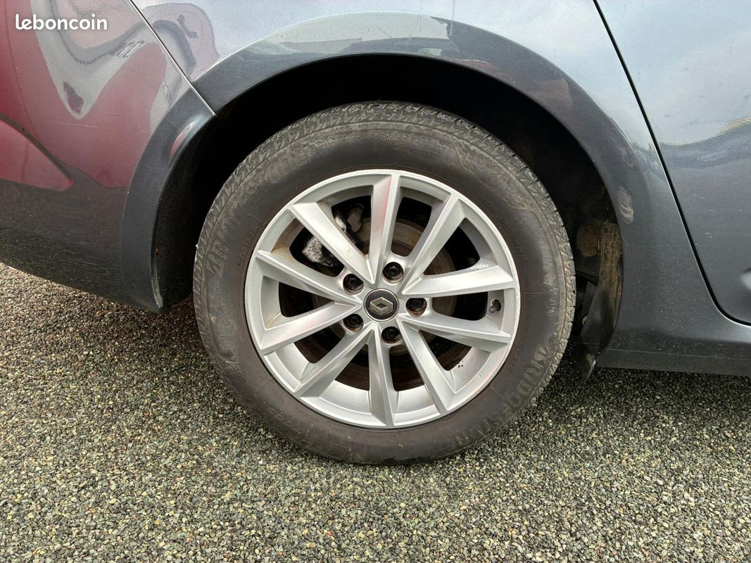 Renault MÉGANE IV Estate Intens 1.5 dCi 110 cv - GARANTIE 12 MOIS (image 32)