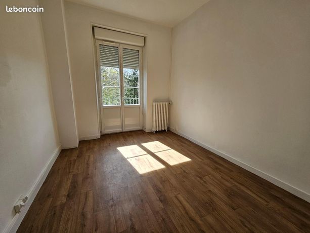 Villa 11 pièces 233 m² — 8
