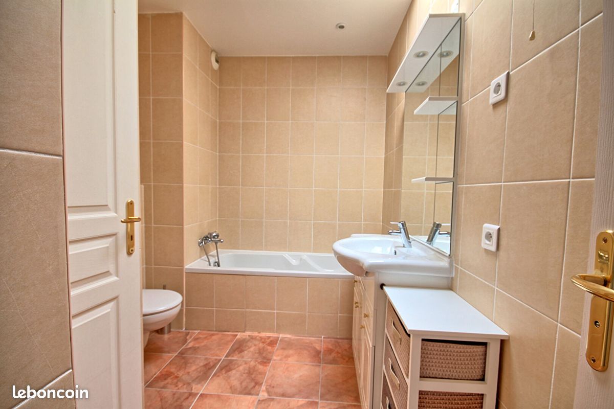 Appartement a louer grasse - 1 pièce(s) - 33 m2 - Surfyn