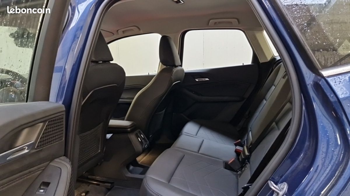 BMW Serie 2 Active Tourer 225e xDrive 245ch Luxury DKG7 (image 25)