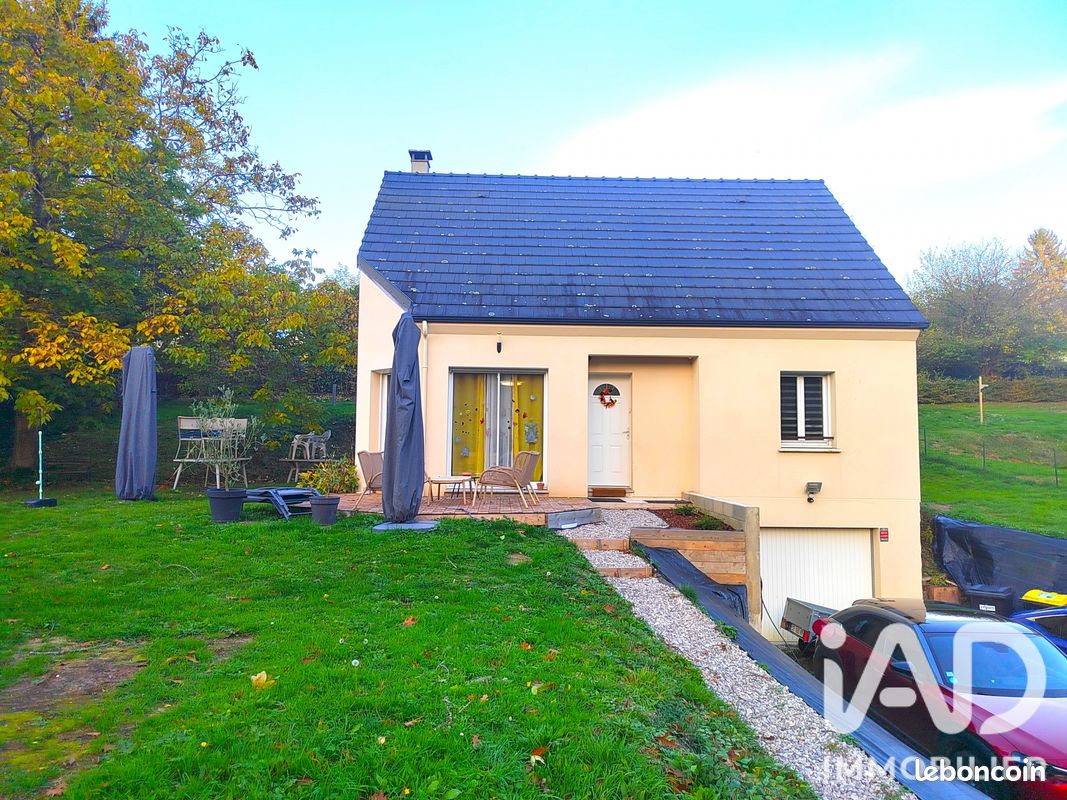 Maison 5 pièces 100 m² · aux Hogues · 100 m² · 230 000 €