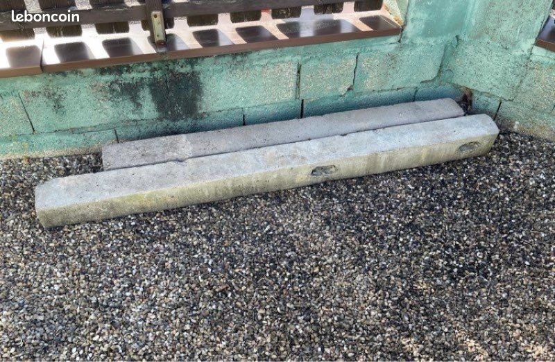 2 Poteaux béton (image 1)