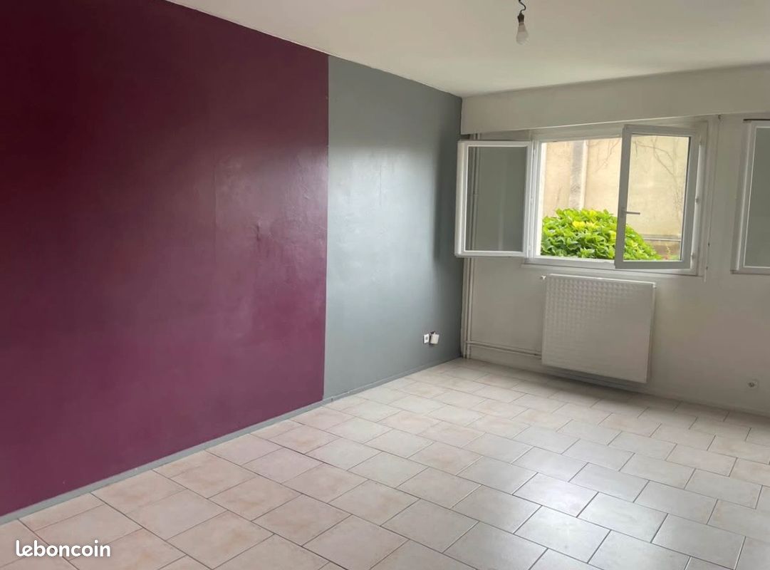 Appartement 1 pièce 35 m² · à Limoges · 35 m² · 460 €