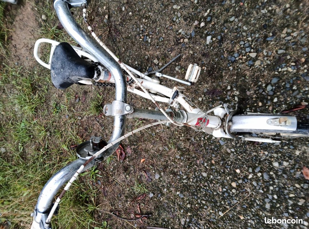 Vélo vintage a restaurer (image 3)