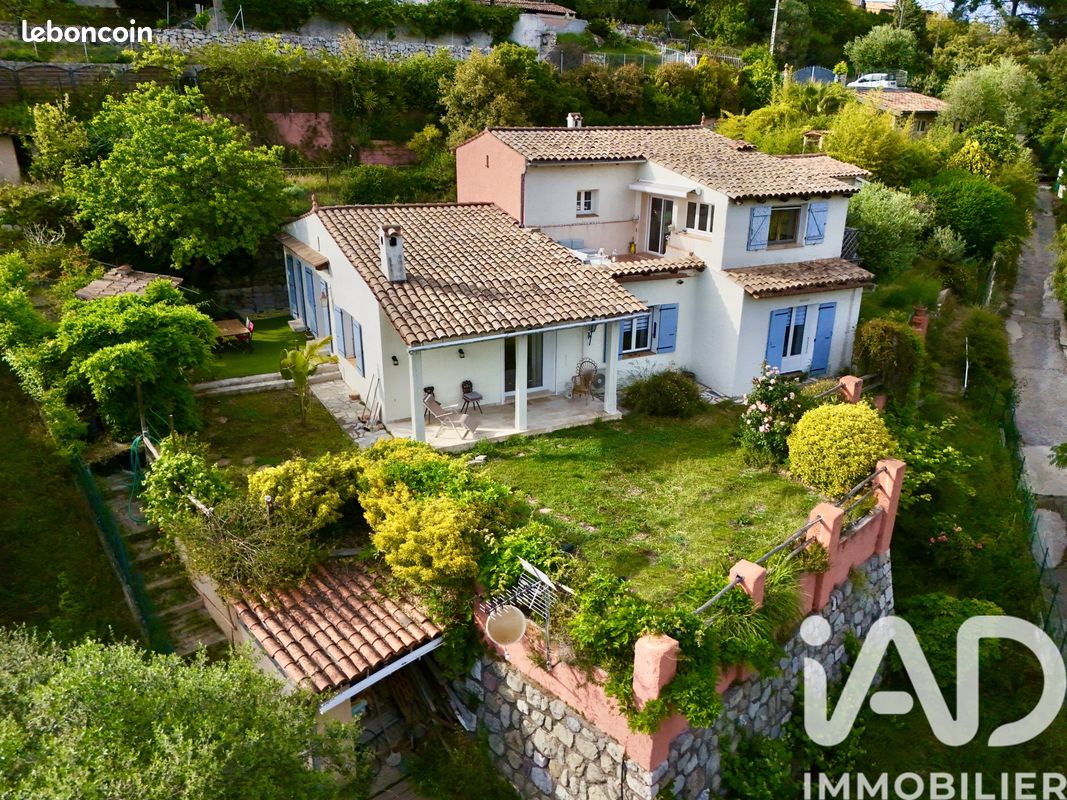 Maison 7 pièces 210 m² · à Colomars · 210 m² · 750 000 €