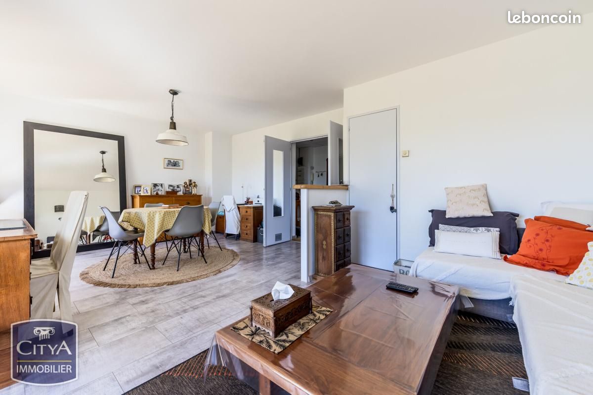 Appartement 4 pièces 72 m² · à Avignon · 72 m² · 135 000 €
