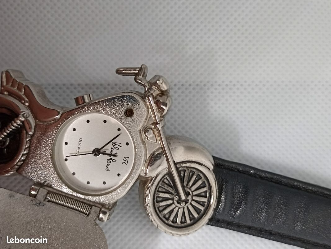 Montre Moto Romano - Neuve Avec Petits Défauts, Sans Marque