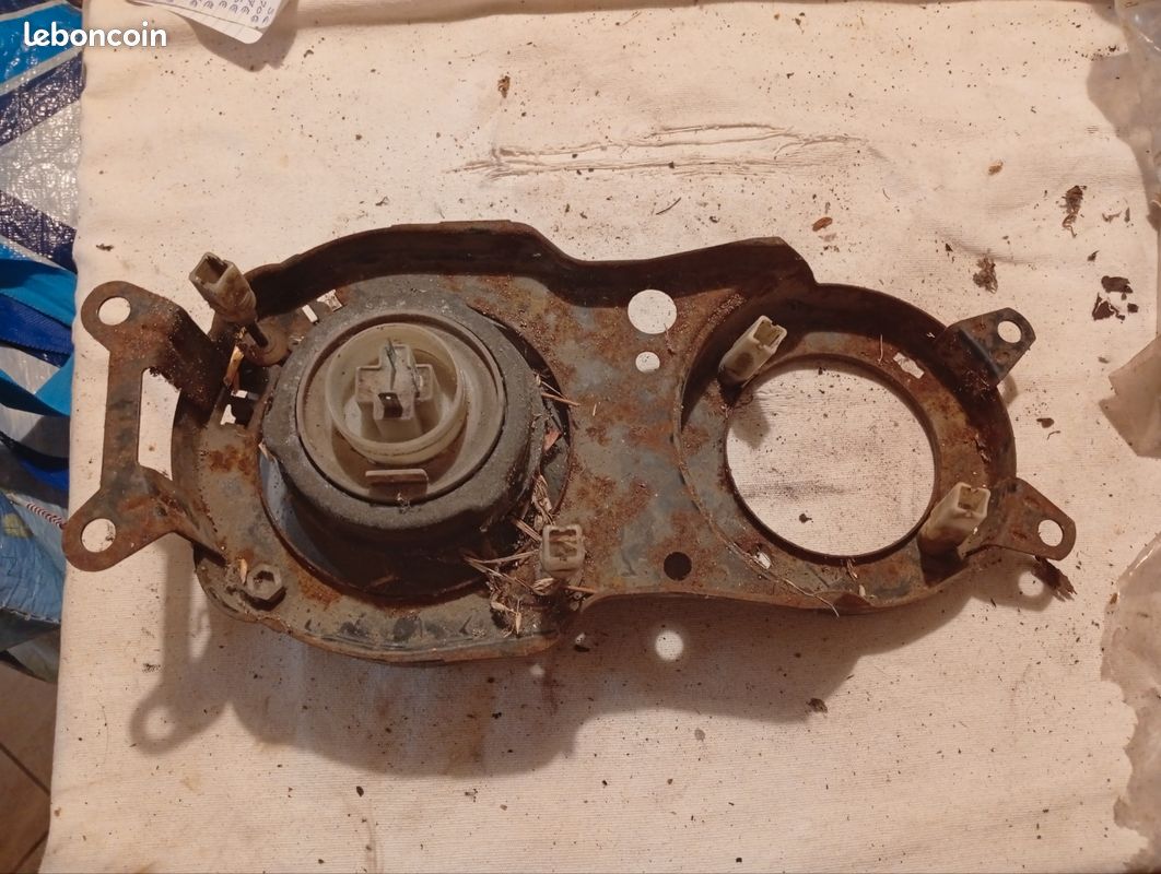 Feu avant droit BMW Série 7 E23 (image 2)
