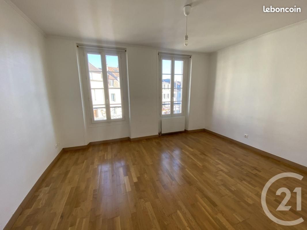 Appartement 3 pièces 55 m² · à Mantes-la-Jolie · 55 m² · 822 €