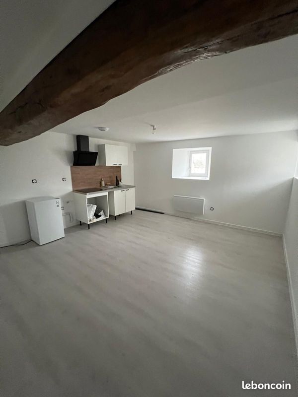 Appartement 4 pièces 81 m² · à Chaumont · 81 m² · 600 €
