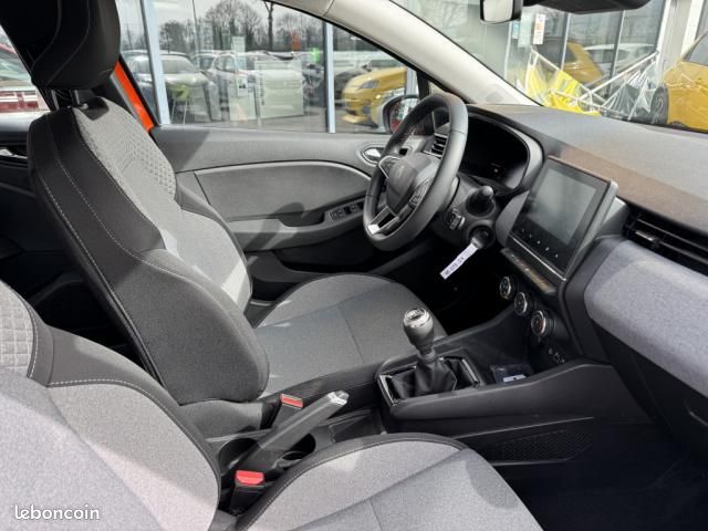 Renault Clio V TCe 90 ch GSR2 Evolution (image 19)
