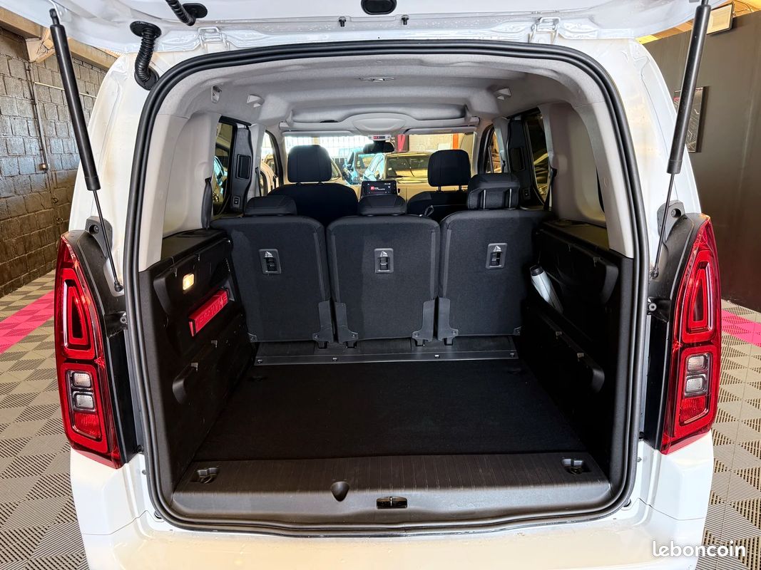 Opel COMBO Elegance Pack L2H1/XL Elegance (image 37)