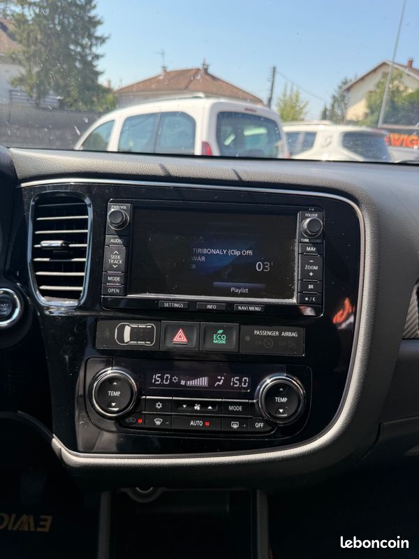 MITSUBISHI OUTLANDER 2.2 DID 150 CH INVITE 4Wd (image 23)