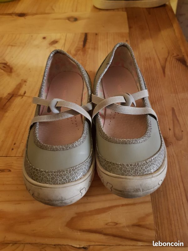 Babies gris clair Verbaudet fille. Pointure 29 (image 3)