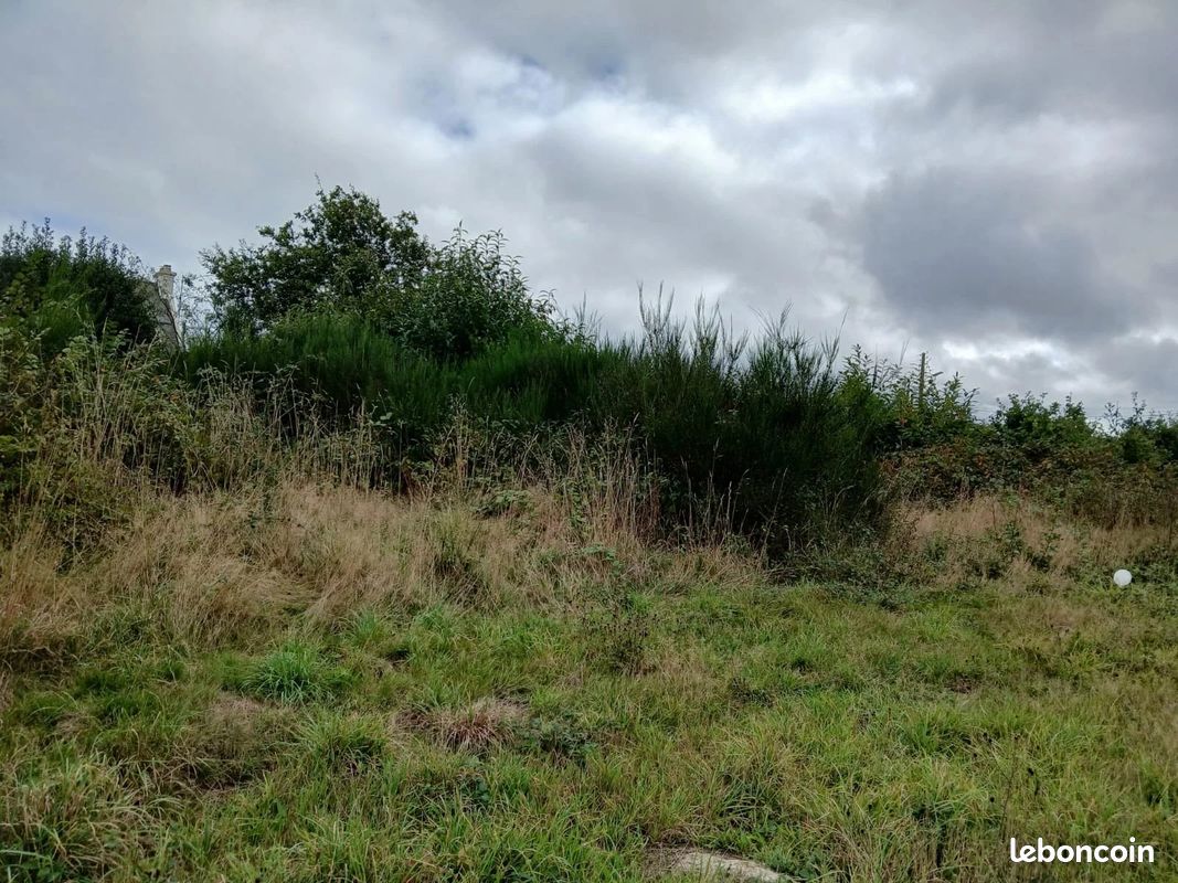 Terrain 1147 m² · à Bégard · 1 147 m² · 68 900 €