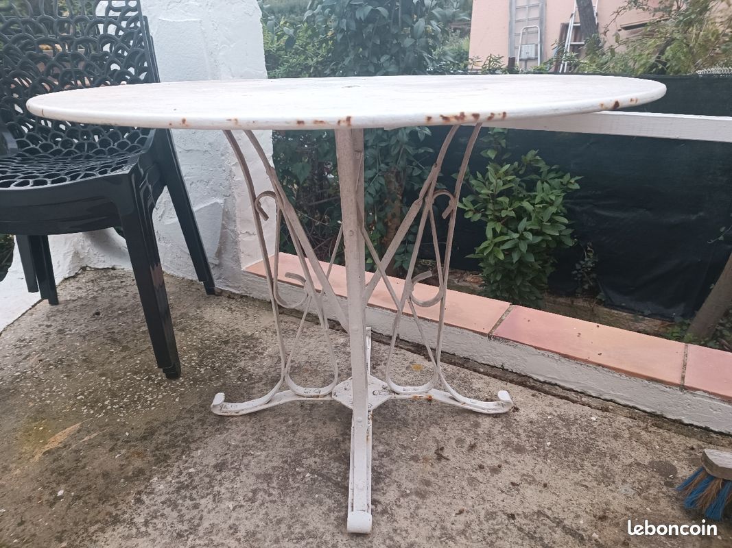 Table (image 2)