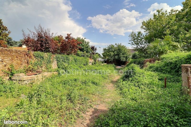 Terrain 585 m² Nantes (image 1)