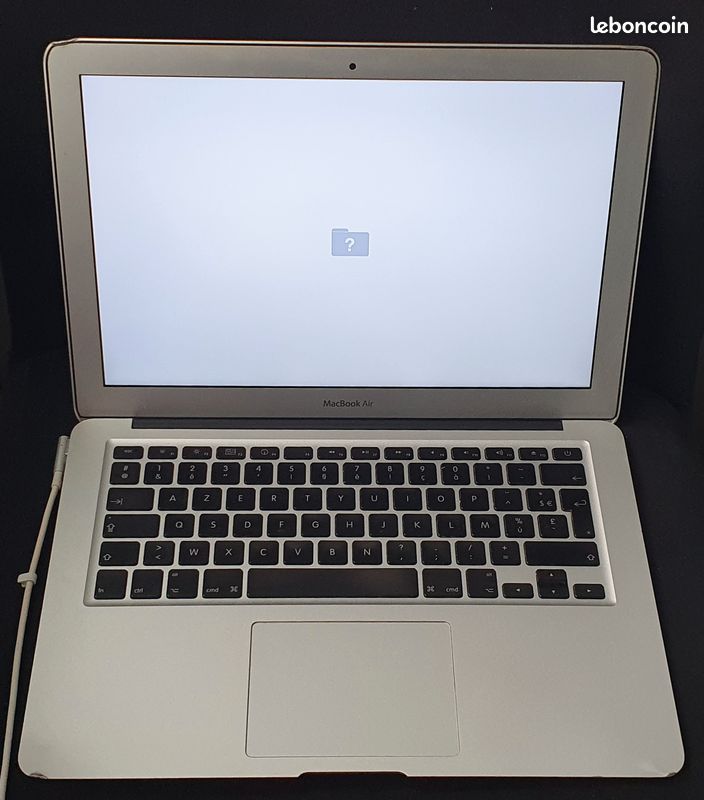 Mac book air (image 1)