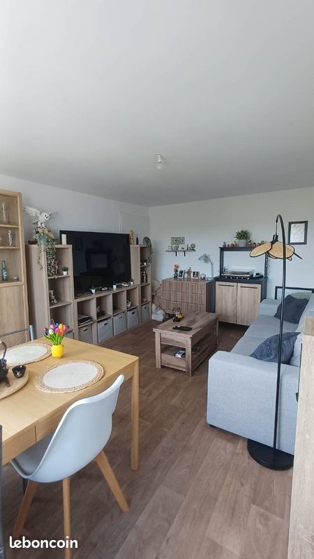 Appartement 2 pièces 57 m² · à Raismes · 57 m² · 550 €