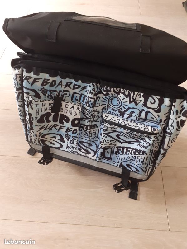 Cartable à roulettes (image 1)