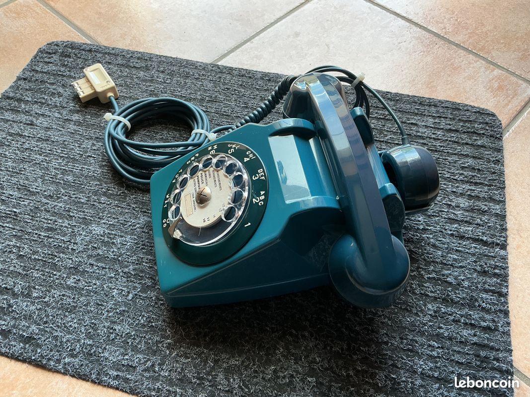Téléphone vintage (image 2)