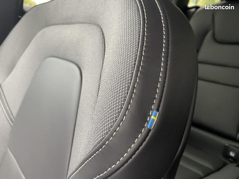 Volvo V60 B3 163ch Plus Style Dark DCT 7 (image 15)