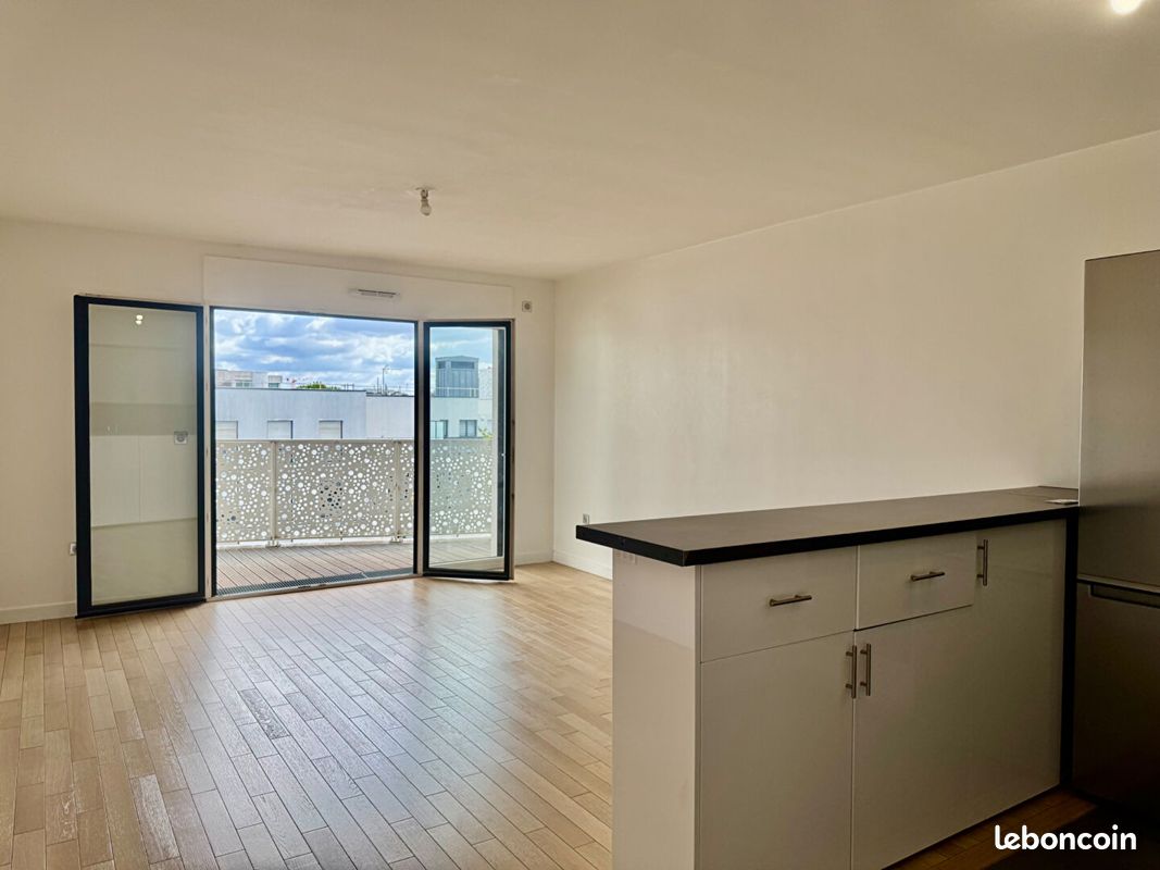 Appartement 3 pièces 63 m² · à Neuilly-sur-Seine · 63 m² · 2 560 €/mois