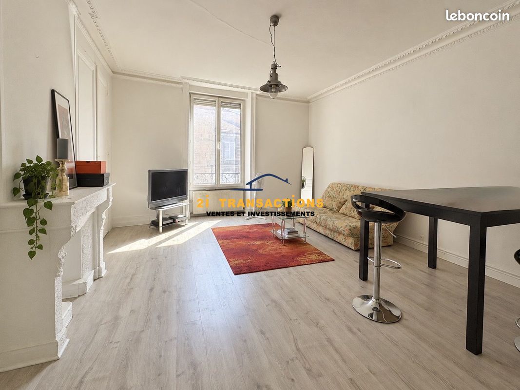 Immeuble 210 m² · à Rive-de-Gier · 210 m² · 180 000 €