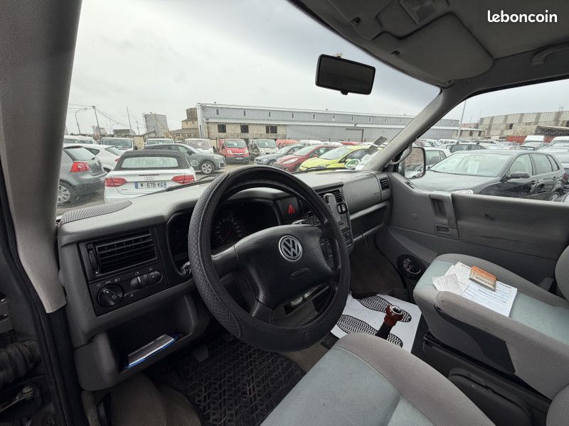 Volkswagen MULTIVAN 2.5 TDI 102CH CONFORT (image 11)