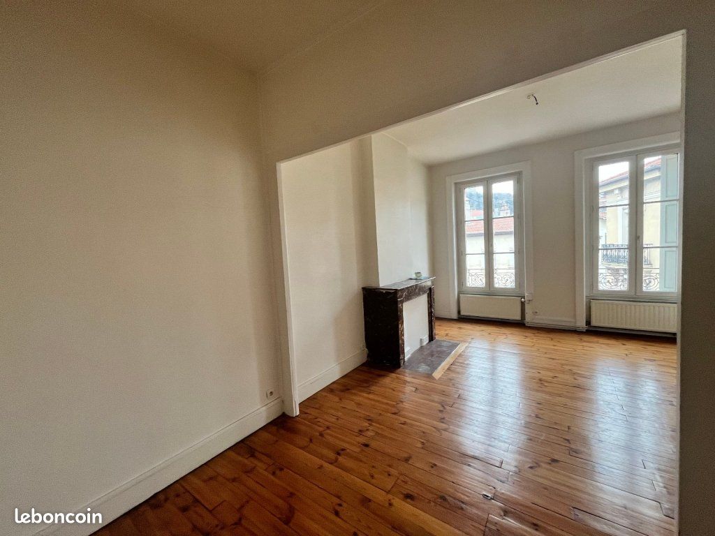 Appartement 2 pièces 64 m² · à Saint-Étienne · 64 m² · 460 €/mois