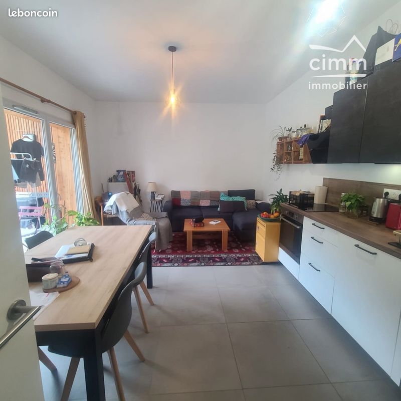 Appartement 2 pièces 45 m² · à Sallanches · 45 m² · 835 €