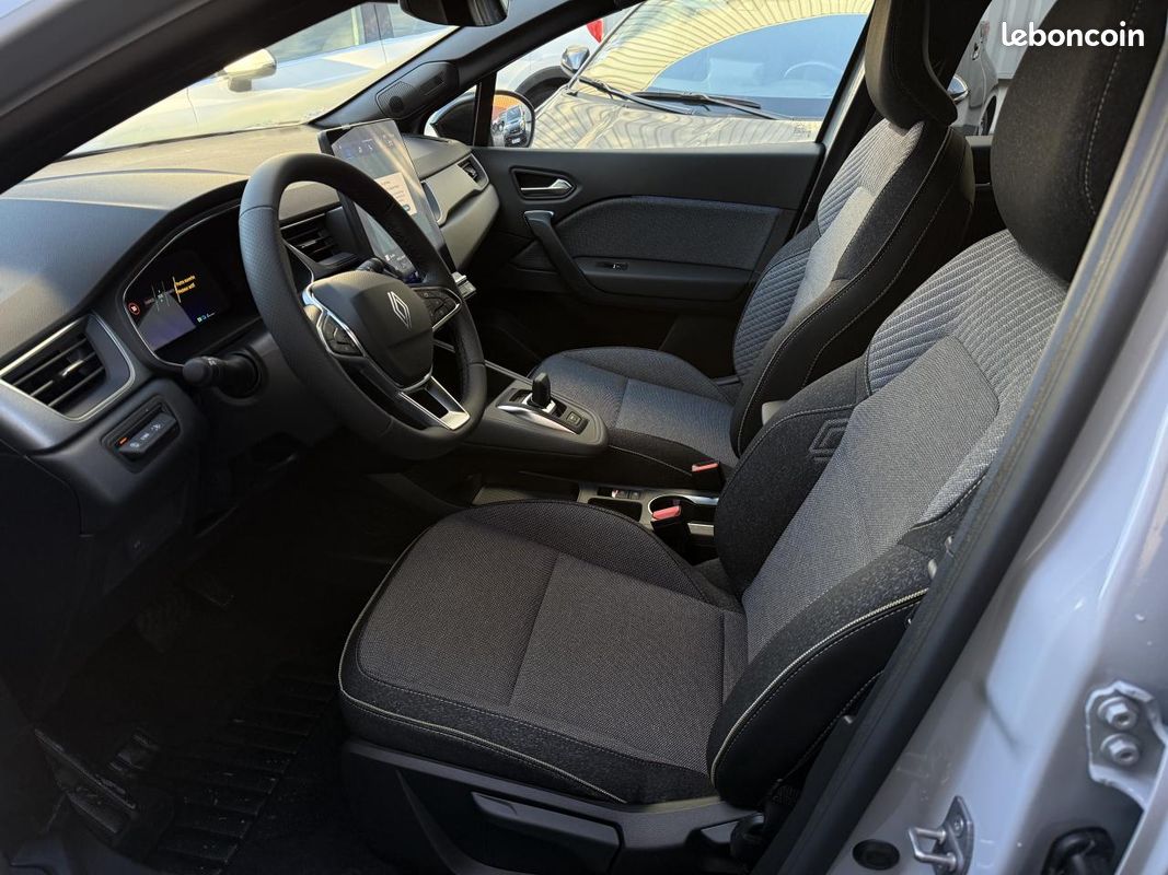 RENAULT SYMBIOZ E-Tech FULL Hybride 160 TECHNO - PACK HIVER-HAYON ELEC-ROUE DE SECOURS (image 10)