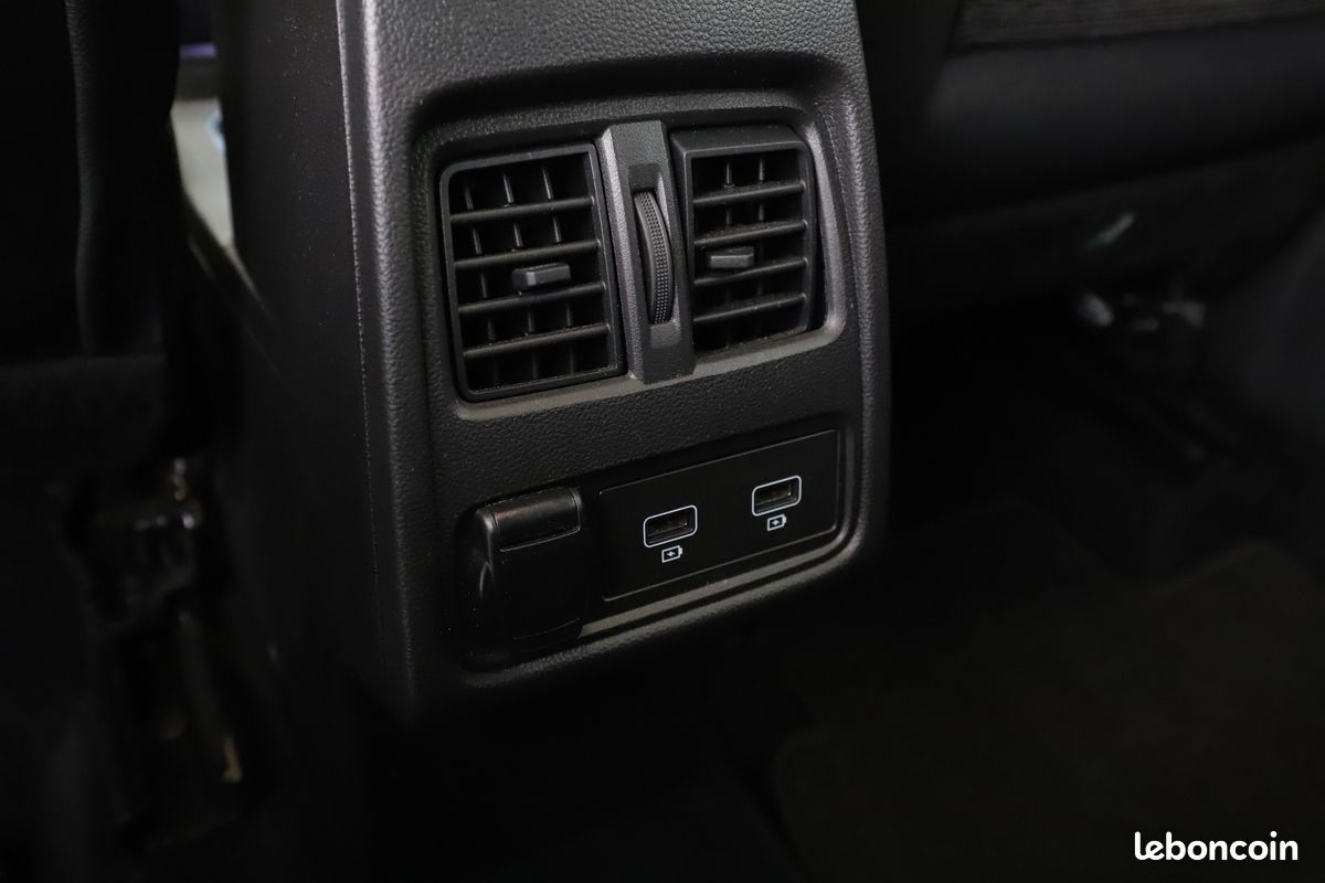 Renault Captur 1.6 E-Tech Plug-in Intens 160 ch (image 8)