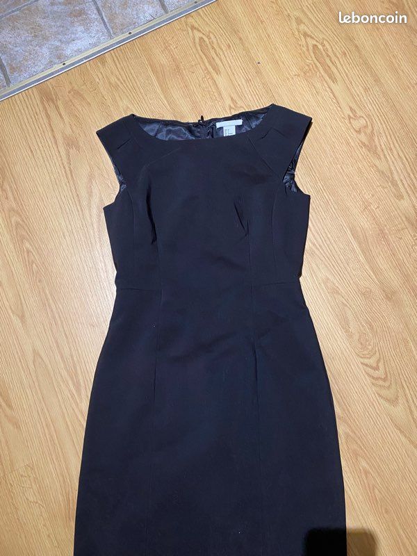 Robe tailleur noire H&m 36 neuve (image 1)