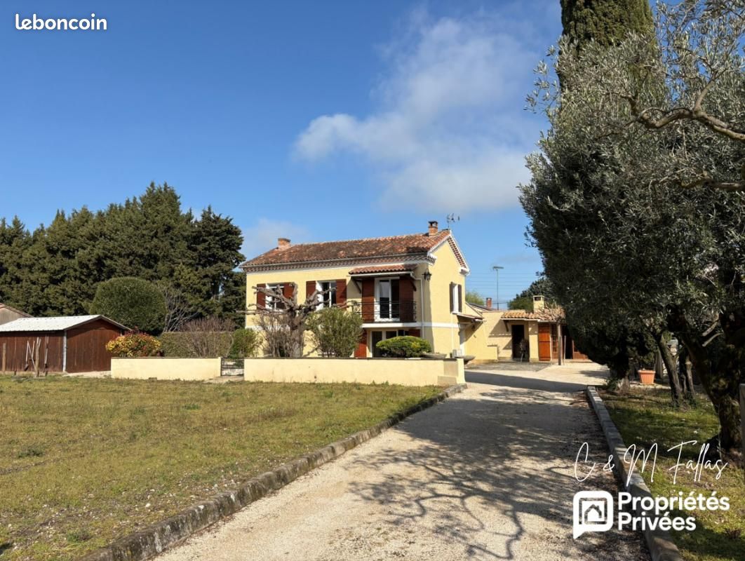 Maison 4 pièces 110 m² · à L'Isle-sur-la-Sorgue · 110 m² · 420 000 €
