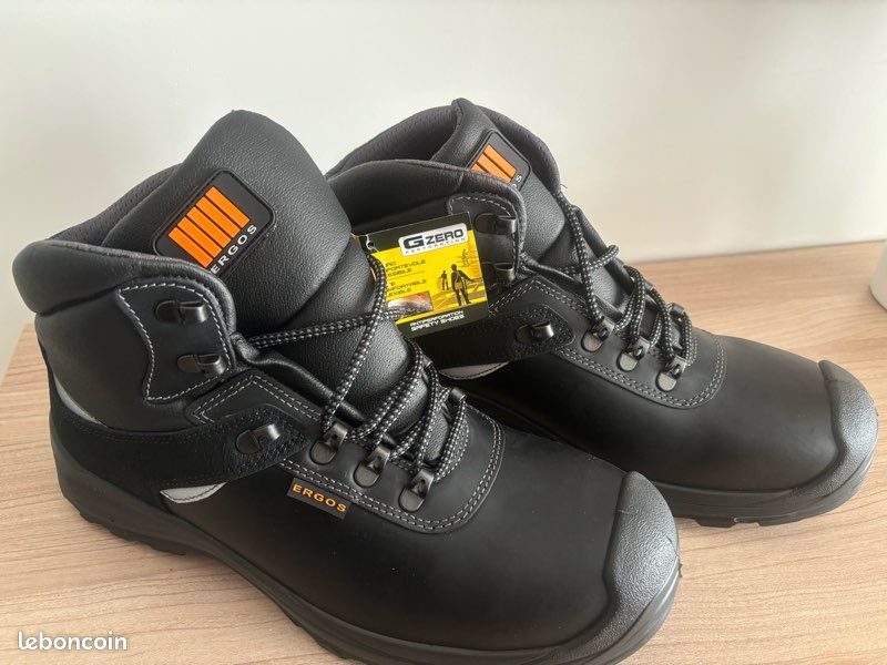 Chaussures De Sécurité Montantes ERGOS Taille 40 Noir Cuir - Neuves (occasion étiqueté Neuves), Semelle Caoutchouc, Pour Femme