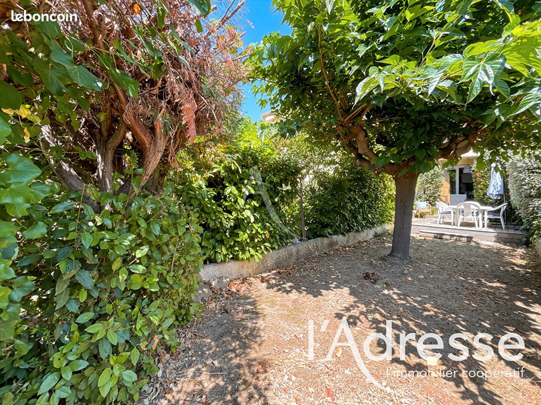 Appartement 1 pièce 26 m² · à Saint-Cyr-sur-Mer · 26 m² · 225 000 €