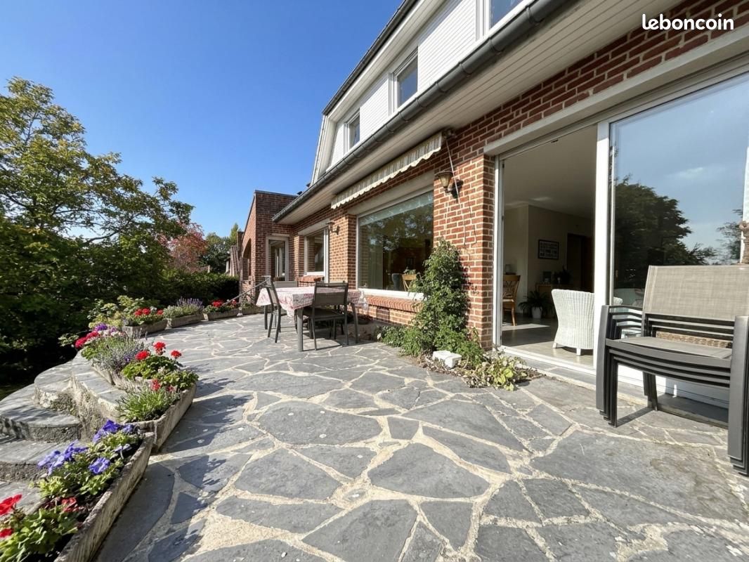 Maison 8 pièces 208 m² · à Cysoing · 208 m² · 815 000 €