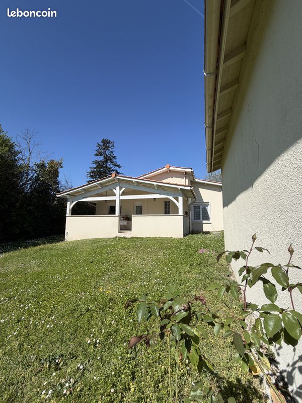 Maison 4 pièces 70 m² · à La Roche-Chalais · 70 m² · 160 000 €